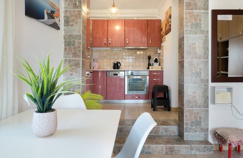 Merichas Apartment | Apartment 'Villa Christina Kythnos' with Sea View, Wi-Fi and Air Conditioning