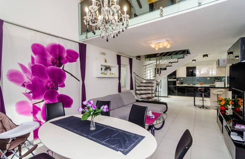 Lapad Apartment | Apartment Villa Mikica - Four Bedroom Duplex Apartment with Terrace and Partial Sea View