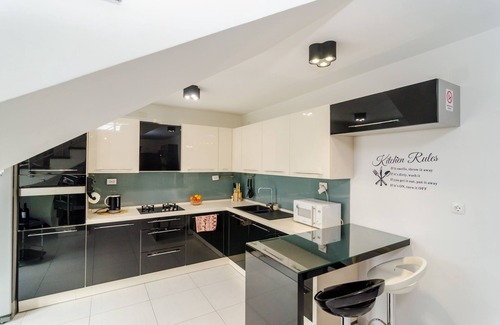 Lapad Apartment | Apartment Villa Mikica - Four Bedroom Duplex Apartment with Terrace and Partial Sea View