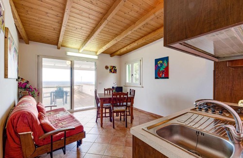 Castro Marina Apartment | Apartment Villetta Paradiso-1 by Interhome