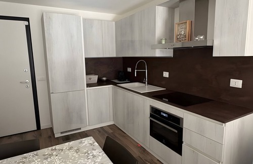 Valdidentro Apartment | Apartment 'Viola' with Mountain View, Balcony and Wi-Fi