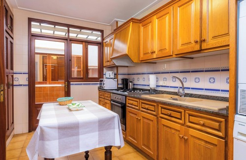 Cala Bona Apartment | Apartment 'Vives' with Sea View, Terraces & Wi-Fi