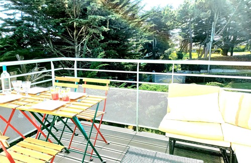 Barneville-Carteret Apartment | Apartment with terraces 200m from the beach!