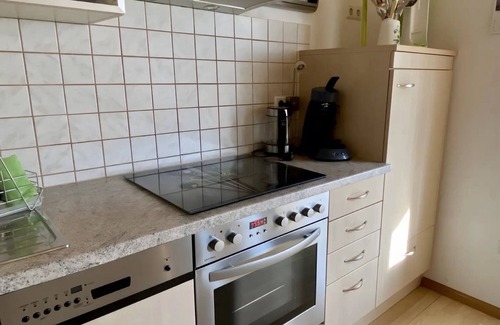 Kirchzarten Apartment | Apartment 'Waldblick' with Mountain View, Shared Garden and Wi-Fi
