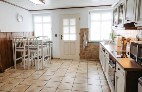 Niederberndorf Apartment | Apartment 'Wennetal' with Shared Terrace, Shared Garden and Wi-Fi