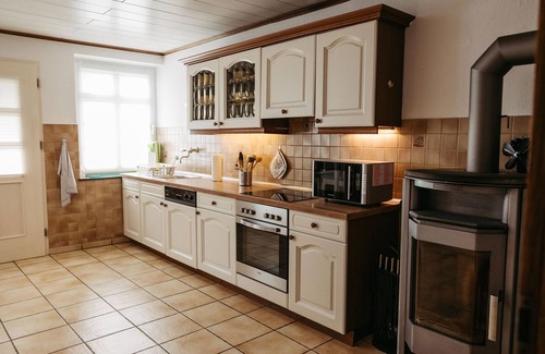 Niederberndorf Apartment | Apartment 'Wennetal' with Shared Terrace, Shared Garden and Wi-Fi