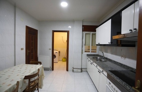 Monforte de Lemos Apartment | Apartment with 4 bedrooms in the Center of Monforte