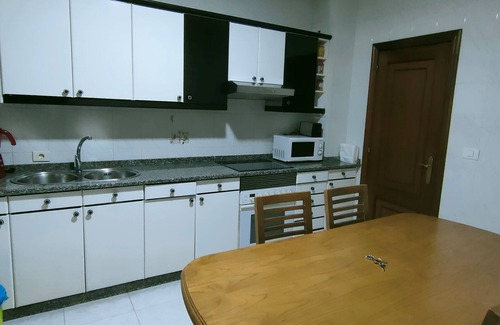 Monforte de Lemos Apartment | Apartment with 4 bedrooms in the Center of Monforte