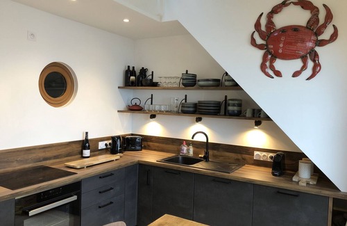 Agon-Coutainville Apartment | Apartment with beautiful terrace on the seafront