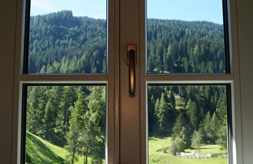 Obernberg am Brenner Apartment | Apartment 'Widum Obernberg Nikolaus Bergsuite' with Mountain View, Shared Terrace and Wi-Fi