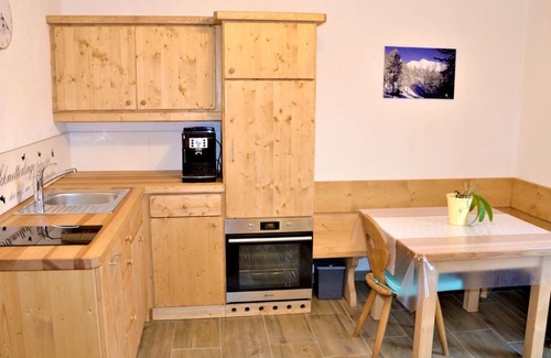 Leithen Apartment | Apartment Wiesenhof by Interhome
