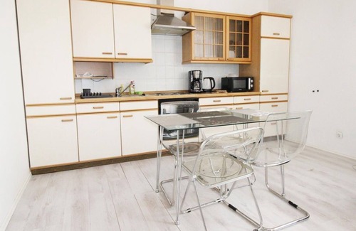 Bad Kissingen Apartment | Apartment Wimschneider-Ferienwohnung in der Stadt - apartment/apartment, shower