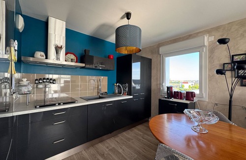 Bieville-Beuville Apartment | Apartment with balcony in Biéville-Beuville
