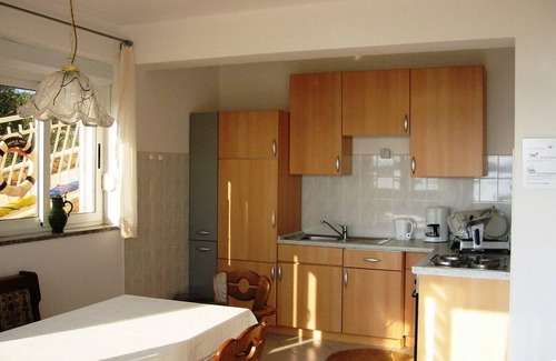 Zdrelac Apartment | Apartment with 2 bedrooms and 2 bathrooms/WC with pool and private beach by the sea,