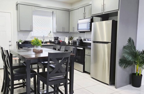 Weslaco Apartment | Apartment With 3 Bedrooms 40 Minutes From South Padre