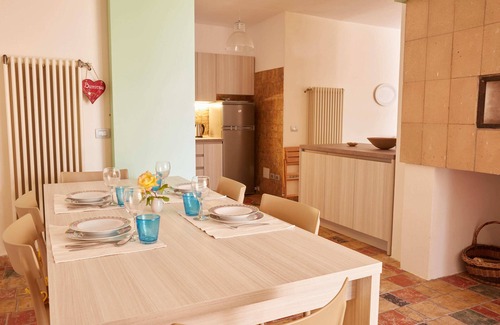 Bardolino Apartment | Apartment with a panoramic view of Lake Garda