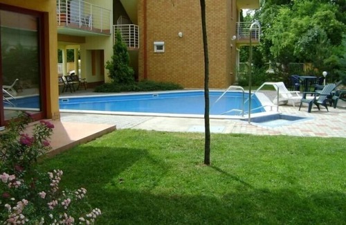 Siofok Aranypart Apartment | Apartment with air-conditioner next to pool with 2 floors, beach 120m, free WIFI