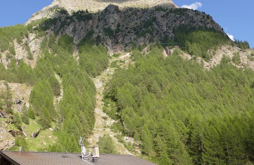 Saas Almagell Apartment | Apartment with balconies in all directions and views of the mountain world