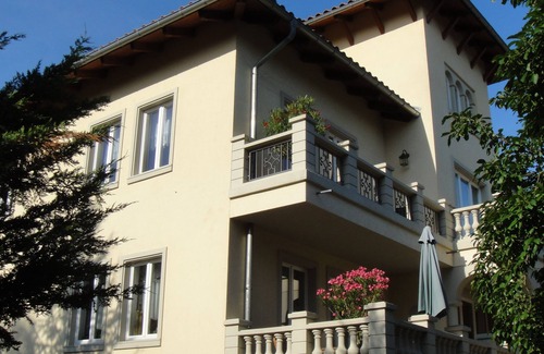 Wilkau-Haßlau Apartment | Apartment with balcony