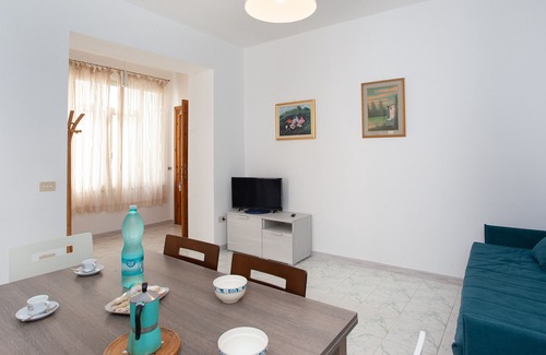 La Caletta Apartment | Apartment with Balcony & Wi-Fi