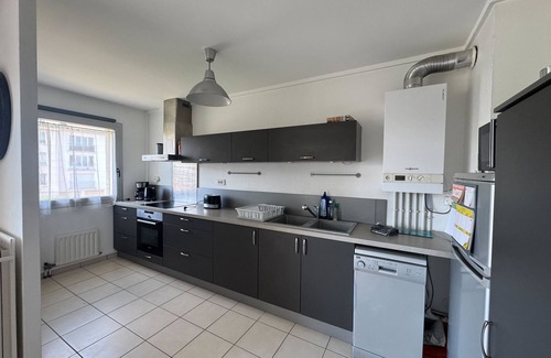 La Pierre-Heuze Apartment | Apartment with balconies close to beaches