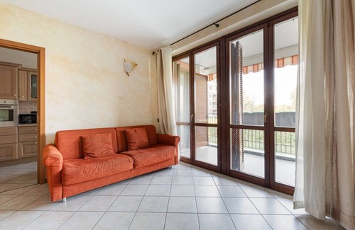 Bruzzano Apartment | Apartment with balcony 500m from North Park!