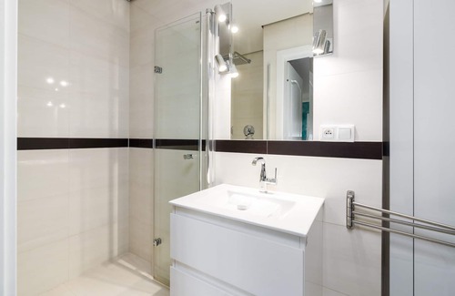 Nowe Miasto Apartment | Apartment With Balcony Malta Lake