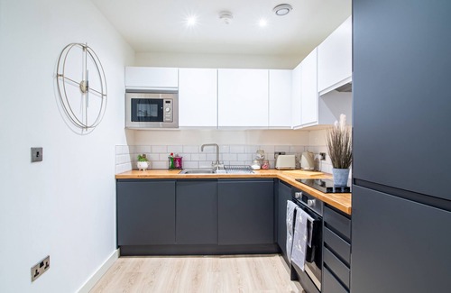 Cartworth Apartment | Apartment with Beautiful Views Holmfirth