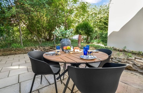 Bielefeld Apartment | Apartment with beautiful garden