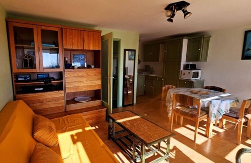 Arzon Apartment | Apartment with beautiful view over a wooded park and a large terrace