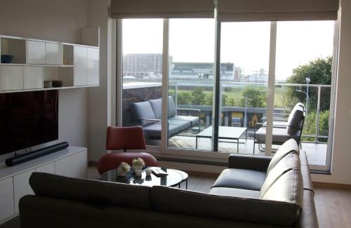Vogelzang Apartment | Apartment with beautiful view, private parking and two large terraces