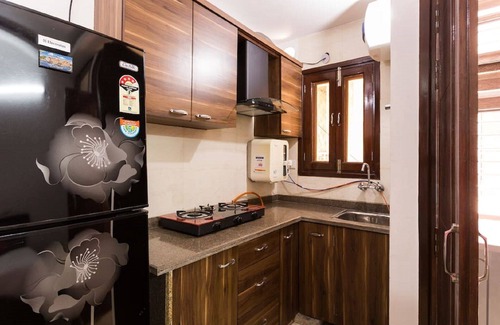 Tilak Nagar Apartment | Apartment with comfort & privacy of a hotel