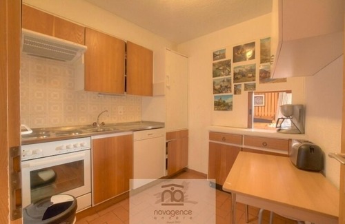 Anzere Apartment | Apartment with entrance corridor, 1 bedroom with 2 single beds, 1 bedroom with 2 bunk beds, 1 bathro
