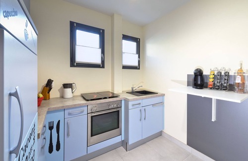 Bagnols-en-Foret Apartment | Apartment with pool on the Cote Azur