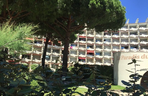 Le Couchant Apartment | Apartment with swimming pool - garage - air conditioning. - beach 200m away - WIFI