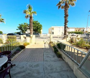 Palavas-les-Flots Apartment | Apartment with garden - sea view