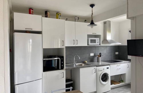 Villers-sur-Mer Apartment | Apartment with Balcony Near Beach and Shops - Sleeps 4