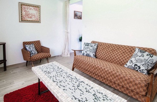 Faido Apartment | Apartment with garden in the mountains of Faido (GREEN FAIDO)