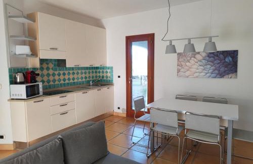 Budoni Apartment | Apartment with garden