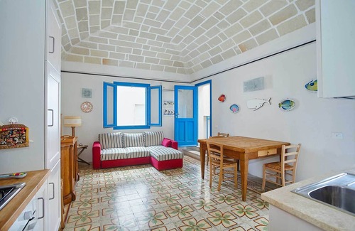 Marettimo Apartment | Apartment with large terrace