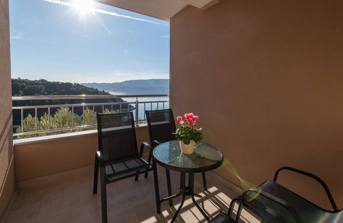 Duba Apartment | APARTMENT WITH MAGIC VIEW