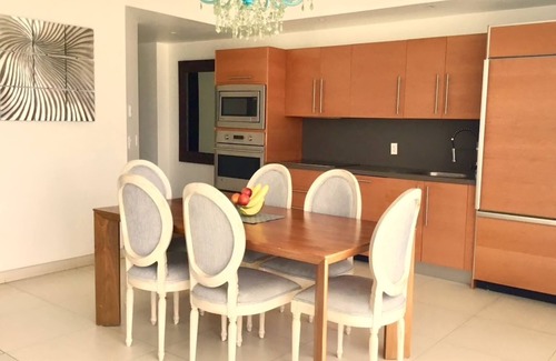 North Hotel Zone Apartment | Apartment with Beach Club Icon Vallarta