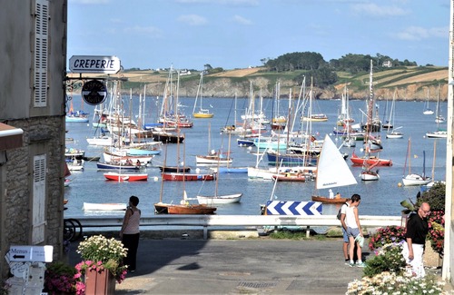 Douarnenez Apartment | Apartment with panoramic views over the bay of Douarnenez and Ile Tristan
