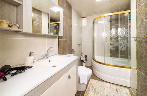 Kepez Apartment | Apartment with Panoramic City View in Kepez