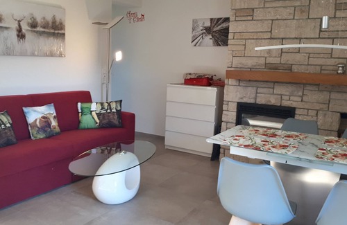 Rappele Apartment | Apartment with pool, parking space, south-facing balcony, sauna, from May-Oct. Mountain railway ticket incl.