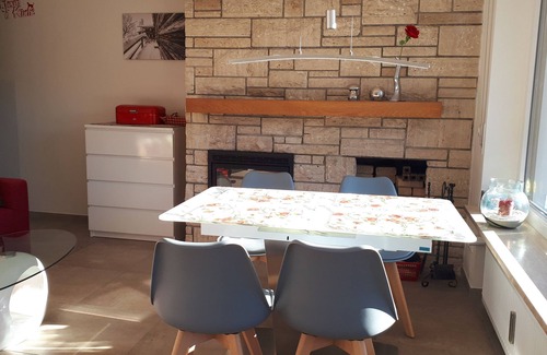 Rappele Apartment | Apartment with pool, parking space, south-facing balcony, sauna, from May-Oct. Mountain railway ticket incl.