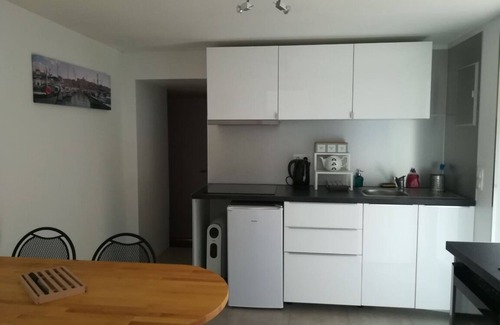8th Arrondissement Apartment | Apartment with private spa & pool near beaches/coves