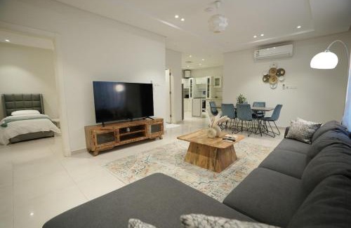 Al Malaz Apartment | Apartment with Private Entrance - 1A