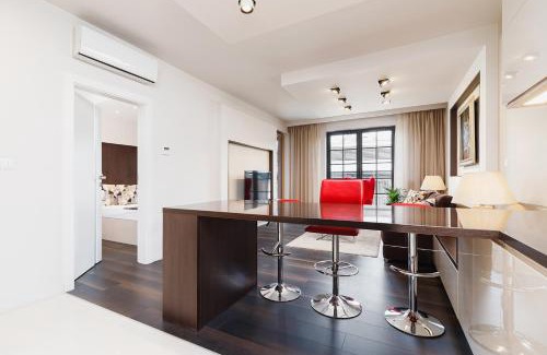 City Centre Apartment | Apartment with Private Parking - Lubicz 17 street