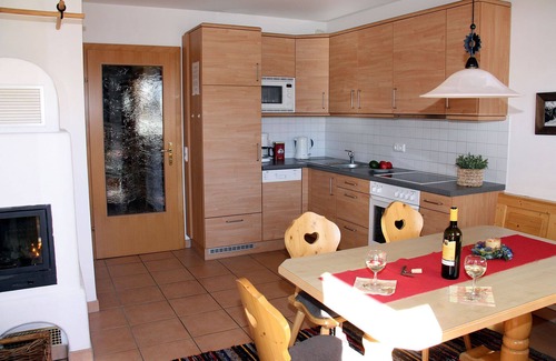 Konigsleiten Apartment | Apartment with sauna for 6 people in Königsleiten/Zillertal Arena